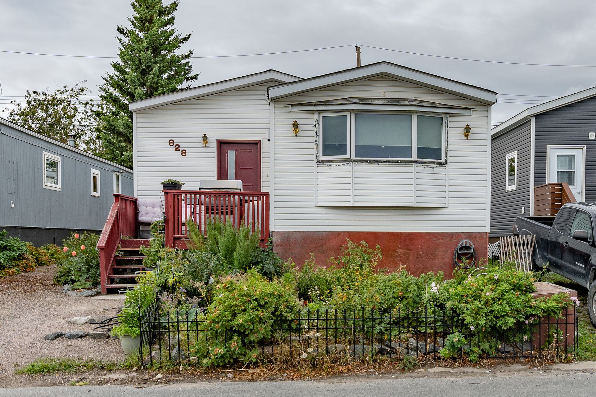 828 Dusseault Court, Yellowknife photo number 1