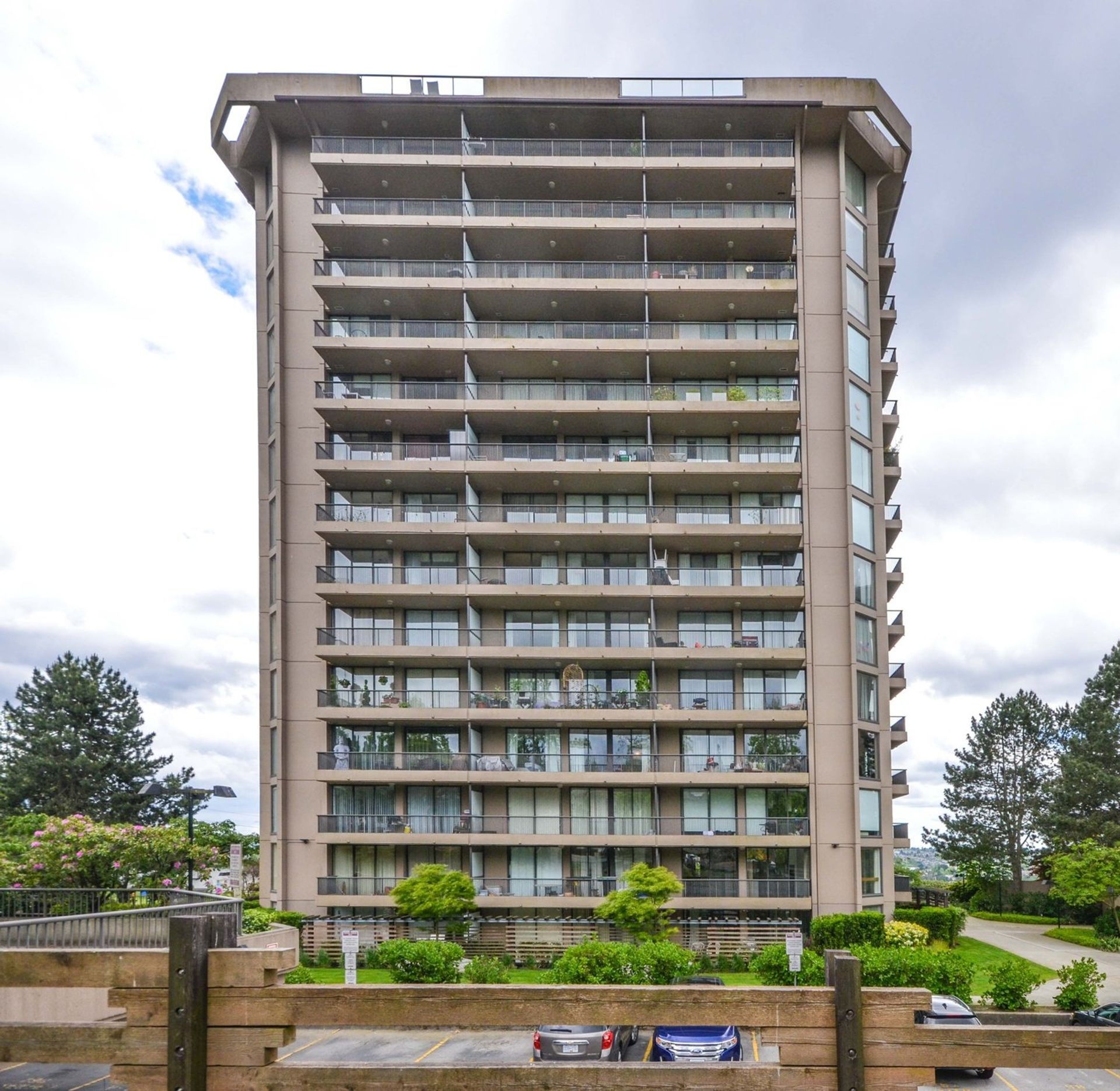 Photo of 607 - 3760 Albert Street, Vancouver Heights, Burnaby North