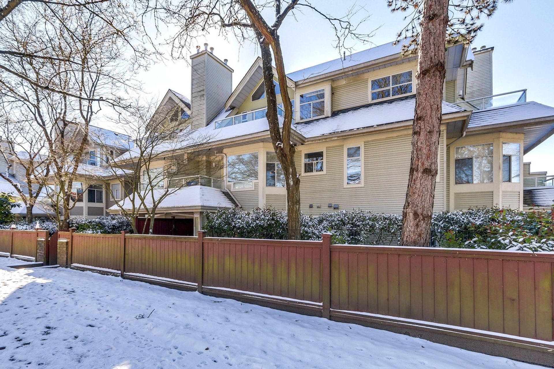 Photo of 406 - 3628 Rae Avenue, Collingwood VE, Vancouver East