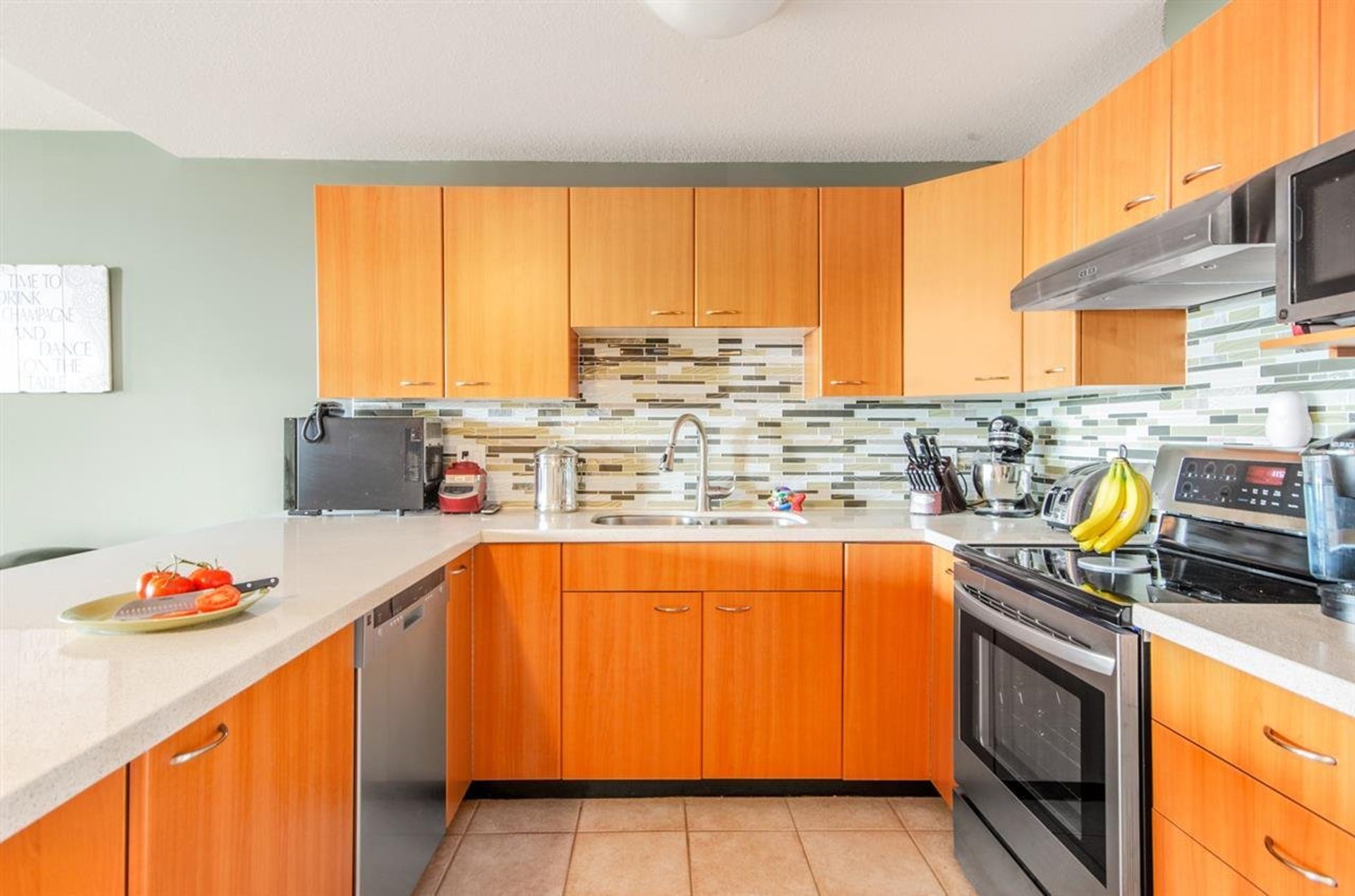 A232 - 2099 Lougheed Highway, Glenwood PQ, Port Coquitlam