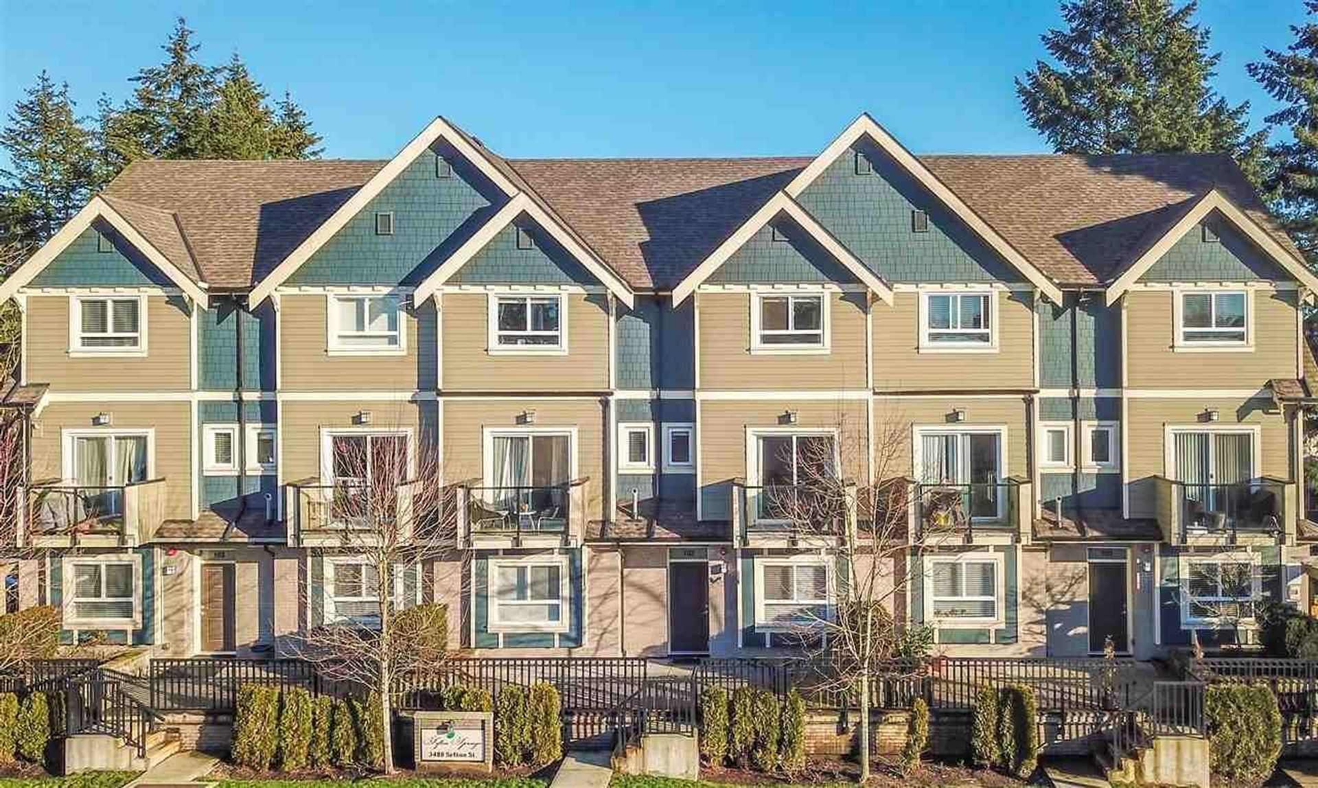 203 - 3488 Sefton Street, Glenwood PQ, Port Coquitlam