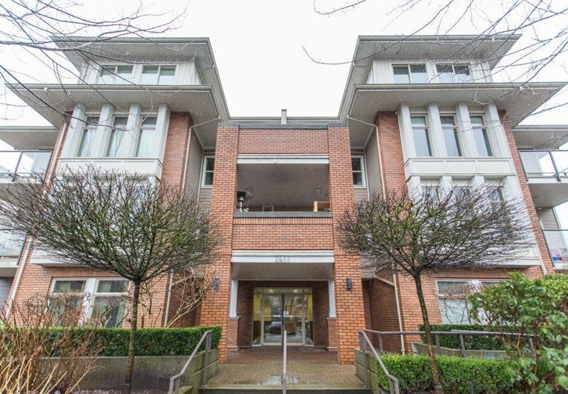 Photo of 405 - 2488 Welcher Avenue, Central Pt Coquitlam, Port Coquitlam