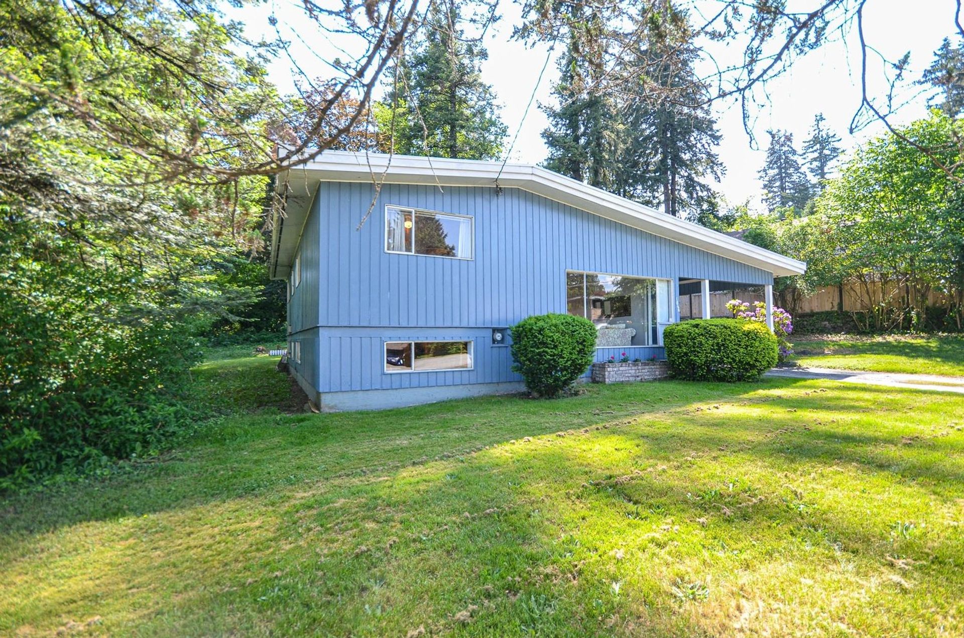 Photo of 1846 Scarborough Crescent, Mary Hill, Port Coquitlam