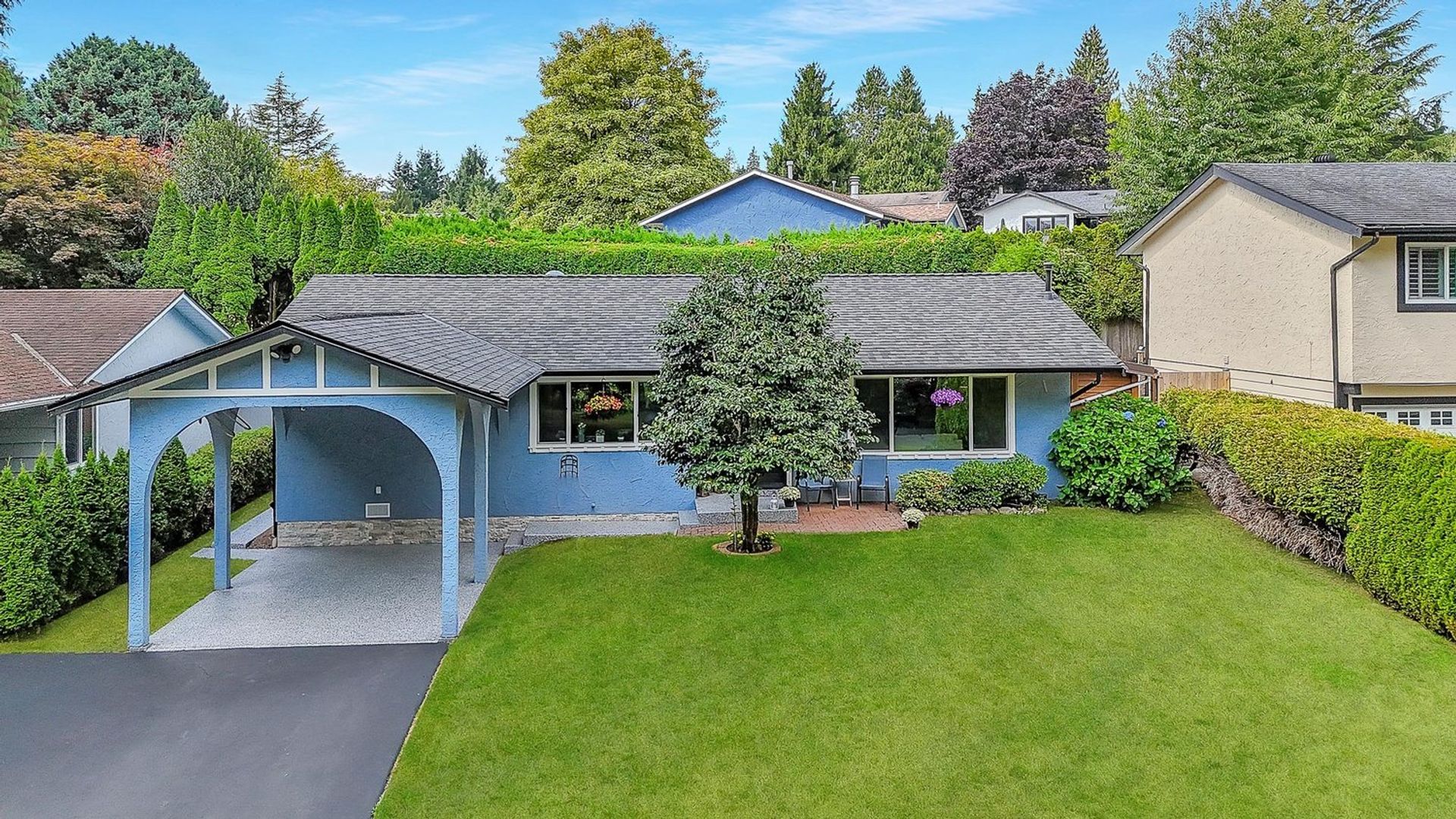 1674 Connaught Drive, Lower Mary Hill, Port Coquitlam