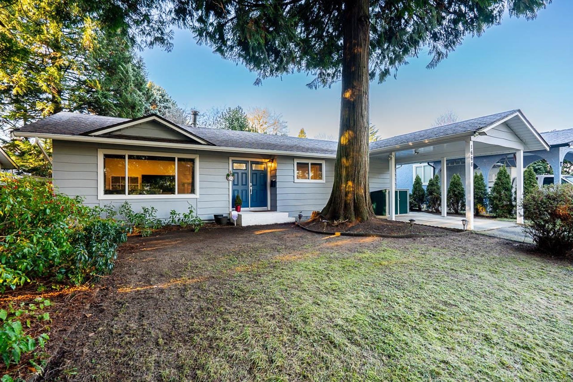 Photo of 1668 Connaught Drive, Lower Mary Hill, Port Coquitlam