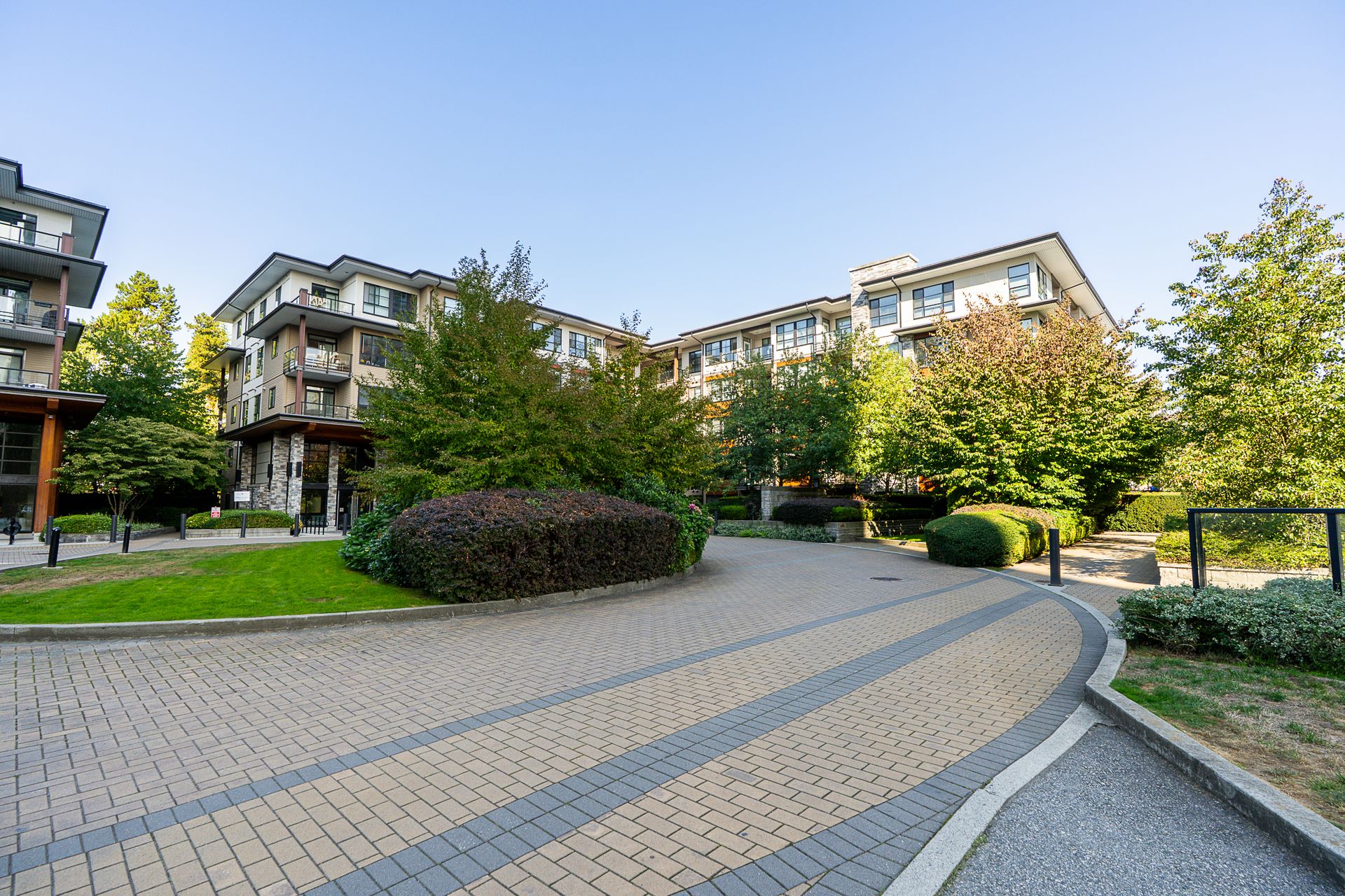 Photo of 310 - 1152 Windsor Mews, New Horizons, Coquitlam