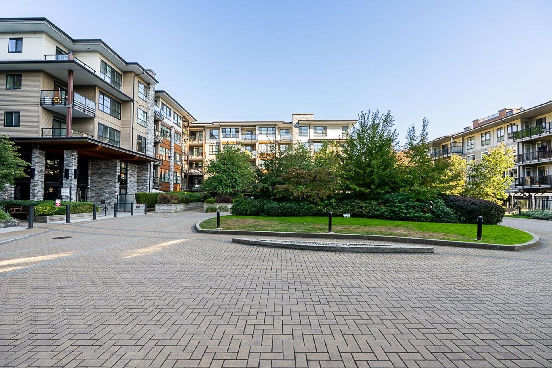 Photo of 310 - 1152 Windsor Mews, New Horizons, Coquitlam