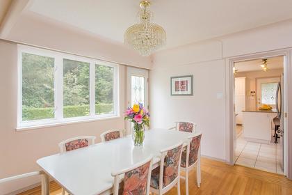 dining room L at 720 Anderson Cresent, Sentinel Hill, West Vancouver