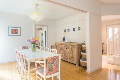 dining room R at 720 Anderson Cresent, Sentinel Hill, West Vancouver