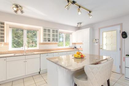 kitchen at 720 Anderson Cresent, Sentinel Hill, West Vancouver