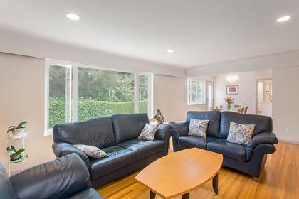 living dining room at 720 Anderson Cresent, Sentinel Hill, West Vancouver
