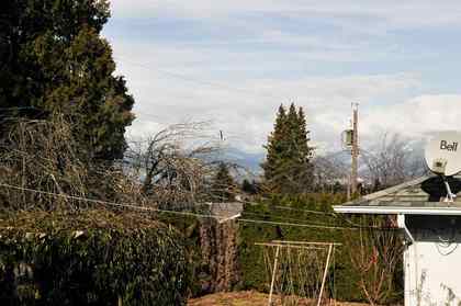 262163297-18 at 4868 Smith Avenue, Central Park BS, Burnaby South