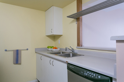 kitchen-sink at #1003 - 838 Agnes Street, Downtown NW, New Westminster