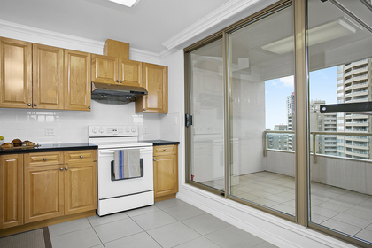 1j6a4339 at #1400 - 4830 Bennett Street, Metrotown, Burnaby South