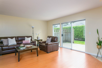 1j6a6198 at 1623 Augusta Avenue, Simon Fraser Univer., Burnaby North