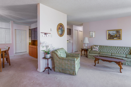 1j6a1980 at #2 - 7353 Montecito Drive, Montecito, Burnaby North