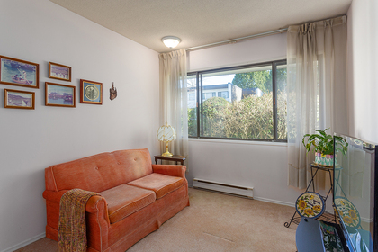 1j6a2001 at #2 - 7353 Montecito Drive, Montecito, Burnaby North