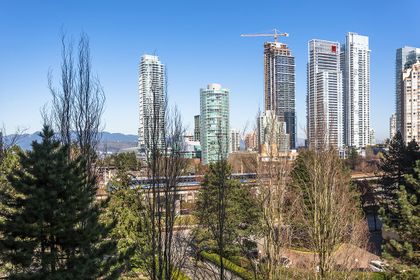 1j6a6675 at #704 - 6152 Kathleen Avenue, Metrotown, Burnaby South