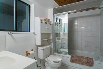 bathroom-bsmt at 4952 208a Street, Langley City, Langley