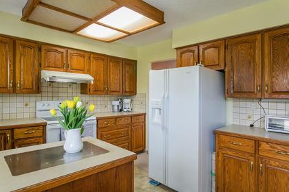 kitchen at 4952 208a Street, Langley City, Langley