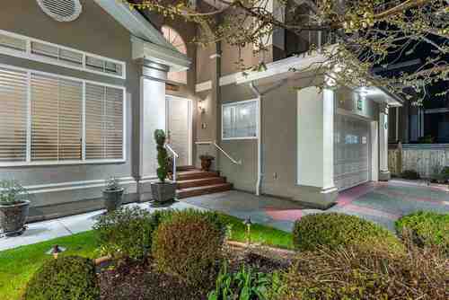 2775-southcrest-drive-montecito-burnaby-north-02 at 2775 Southcrest Drive, Montecito, Burnaby North