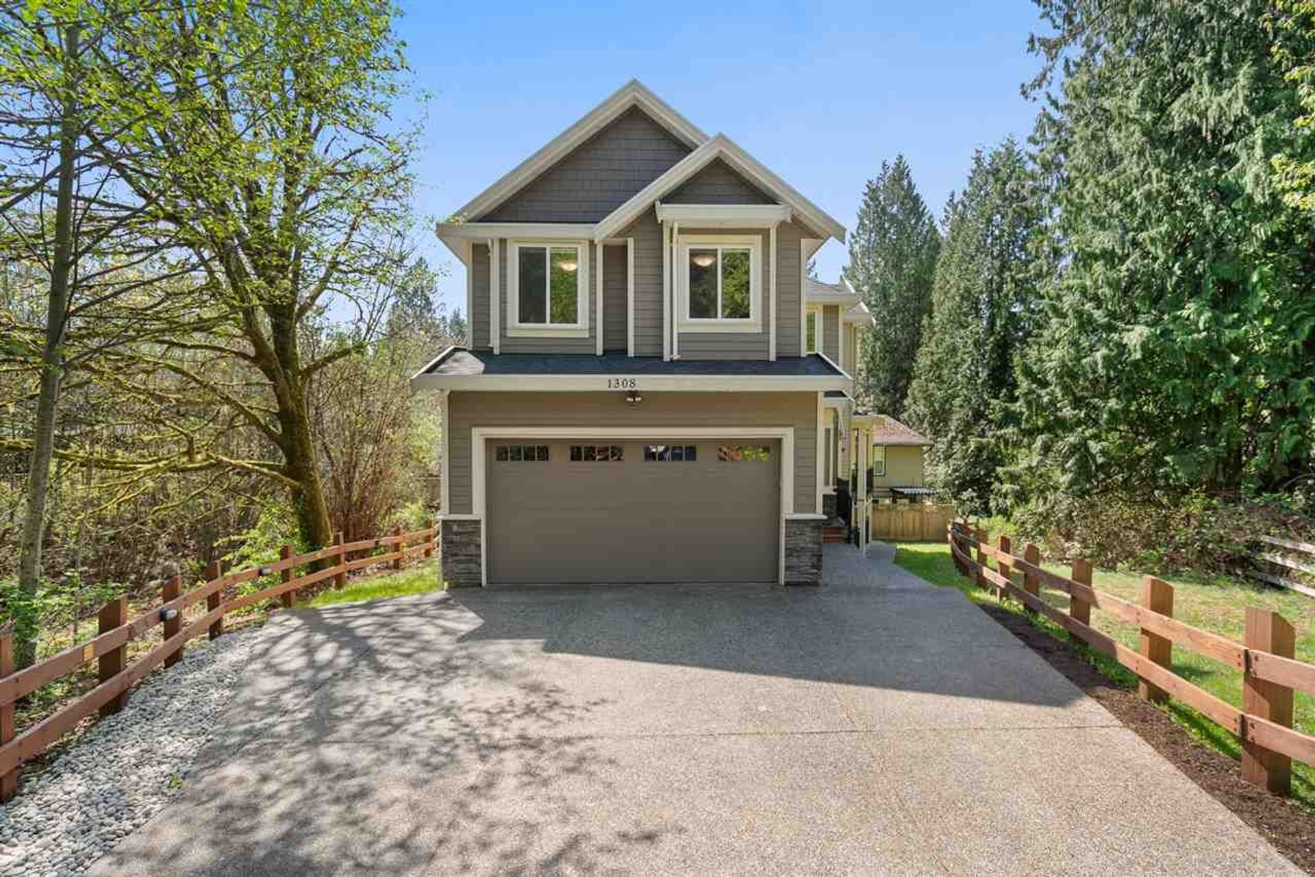 1308 Coast Meridian Road, Burke Mountain, Coquitlam 