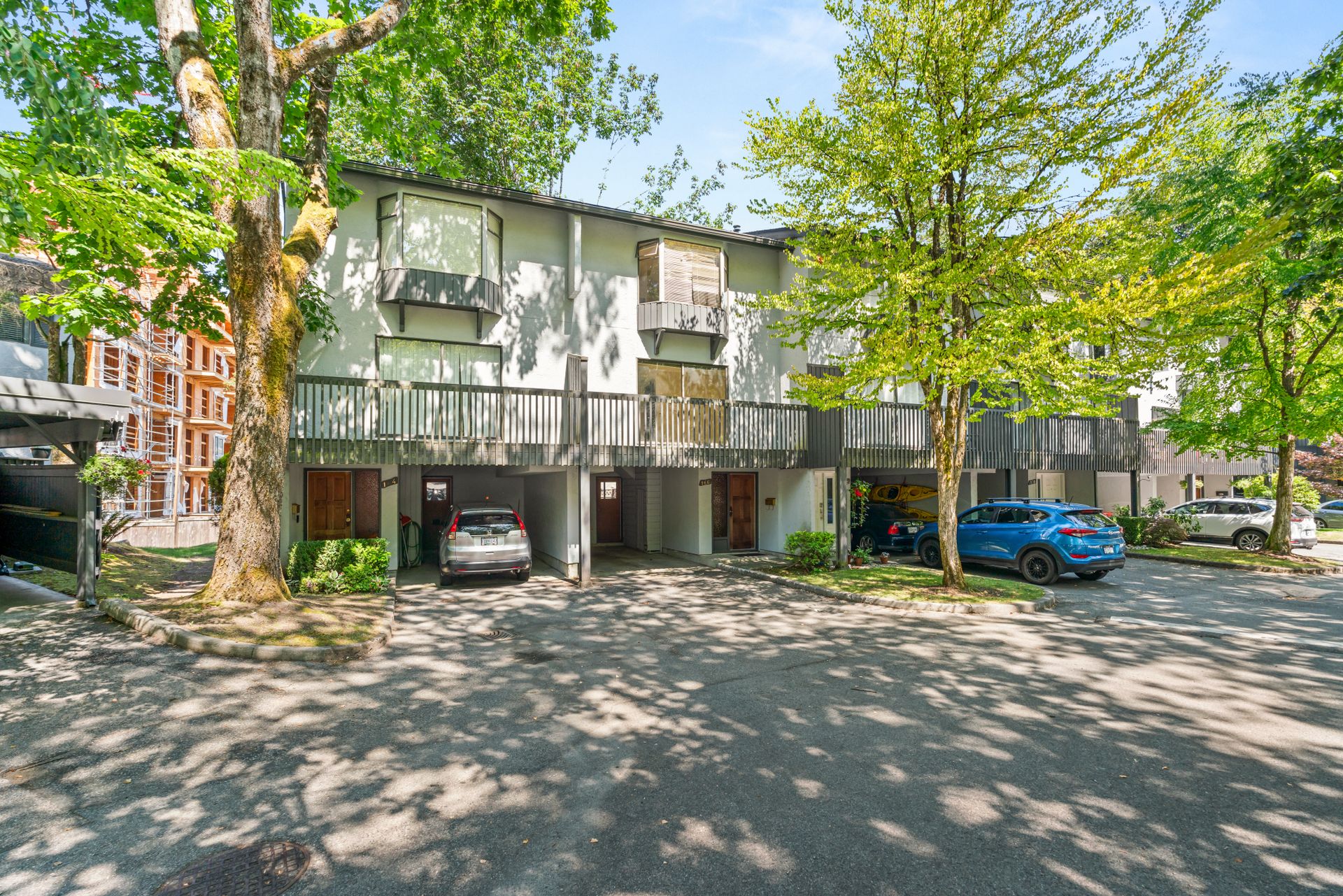 166 James Road, Port Moody Centre, Port Moody  by Sach Group 166 James Road, Port Moody Centre, Port Moody