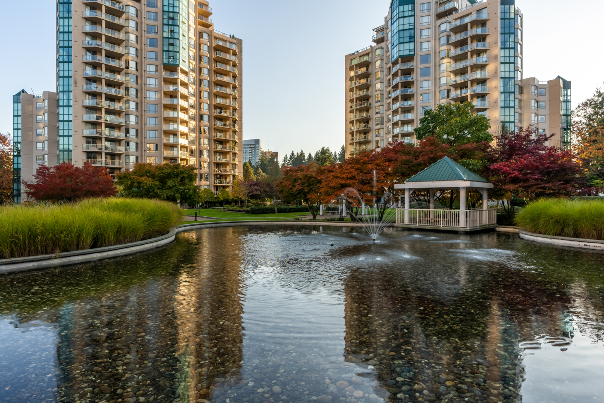 1301 - 1196 Pipeline Street, North Coquitlam, Coquitlam 