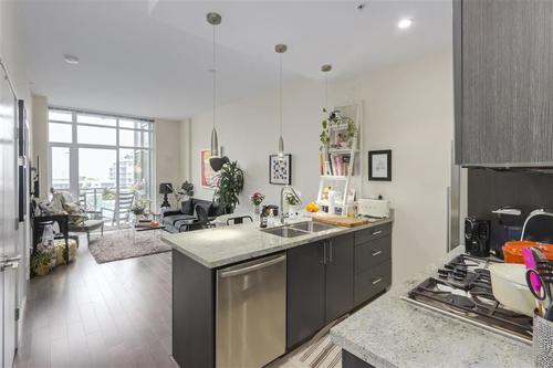 262297905-7 at #902 - 63 2nd Avenue, False Creek, Vancouver West