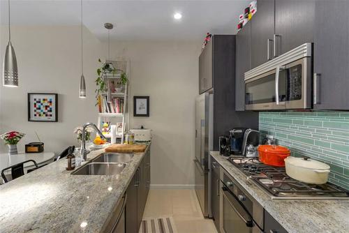 262297905-8 at #902 - 63 2nd Avenue, False Creek, Vancouver West