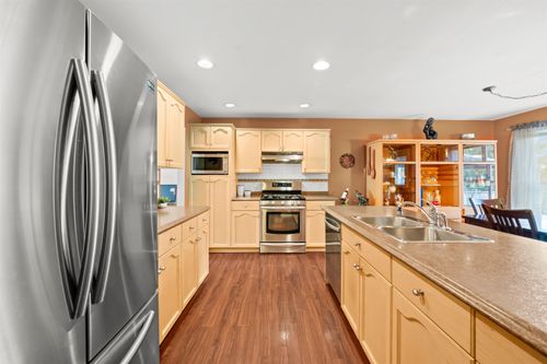 3302-robson-drive-hockaday-coquitlam-03 at 3302 Robson Drive, Hockaday, Coquitlam