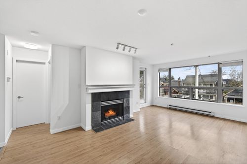 3161-w-4th-avenue-kitsilano-vancouver-west-03 at 307 - 3161 W 4th Avenue, Kitsilano, Vancouver West