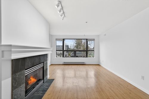 3161-w-4th-avenue-kitsilano-vancouver-west-05 at 307 - 3161 W 4th Avenue, Kitsilano, Vancouver West