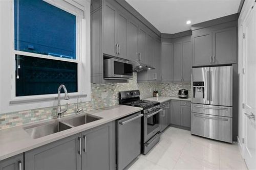 338-mundy-street-central-coquitlam-coquitlam-15 at 338 Mundy Street, Central Coquitlam, Coquitlam