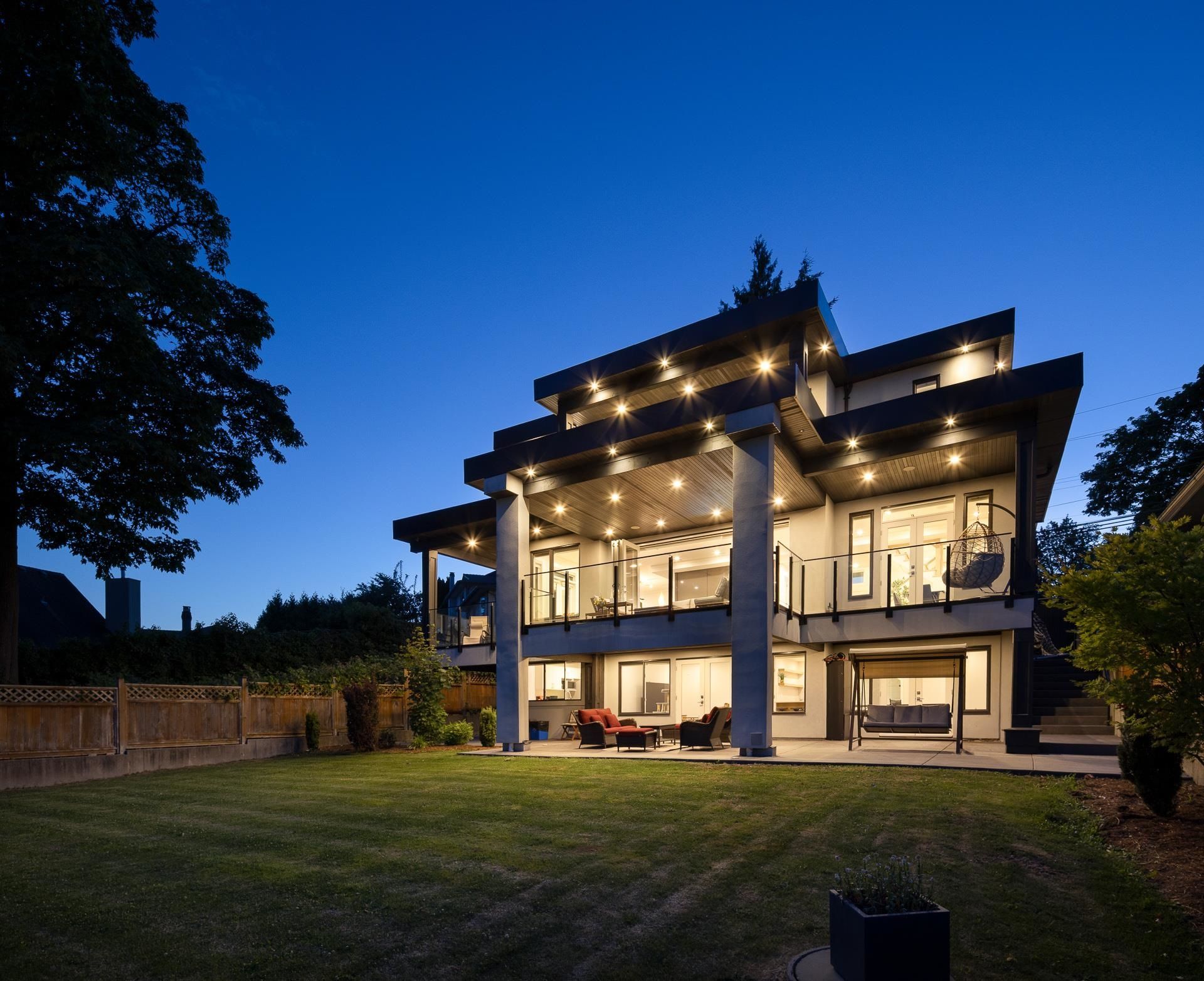2230 Dawes Hill Road, Cape Horn, Coquitlam 