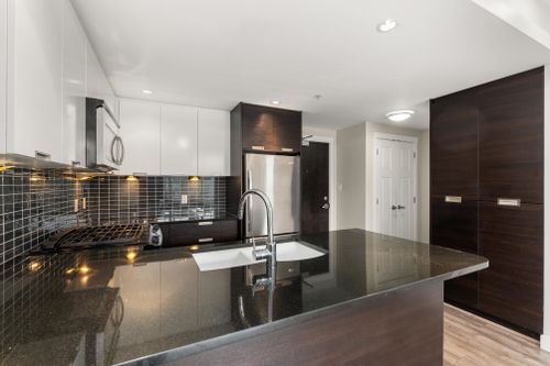 2968-glen-drive-north-coquitlam-coquitlam-10 at 802 - 2968 Glen Drive, North Coquitlam, Coquitlam