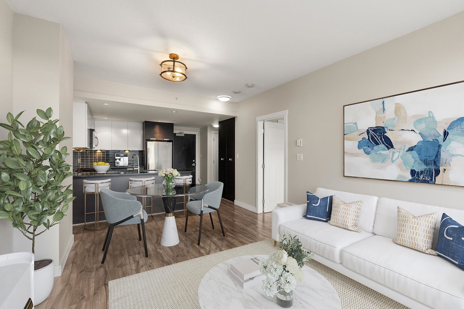 802 - 2968 Glen Drive, North Coquitlam, Coquitlam 