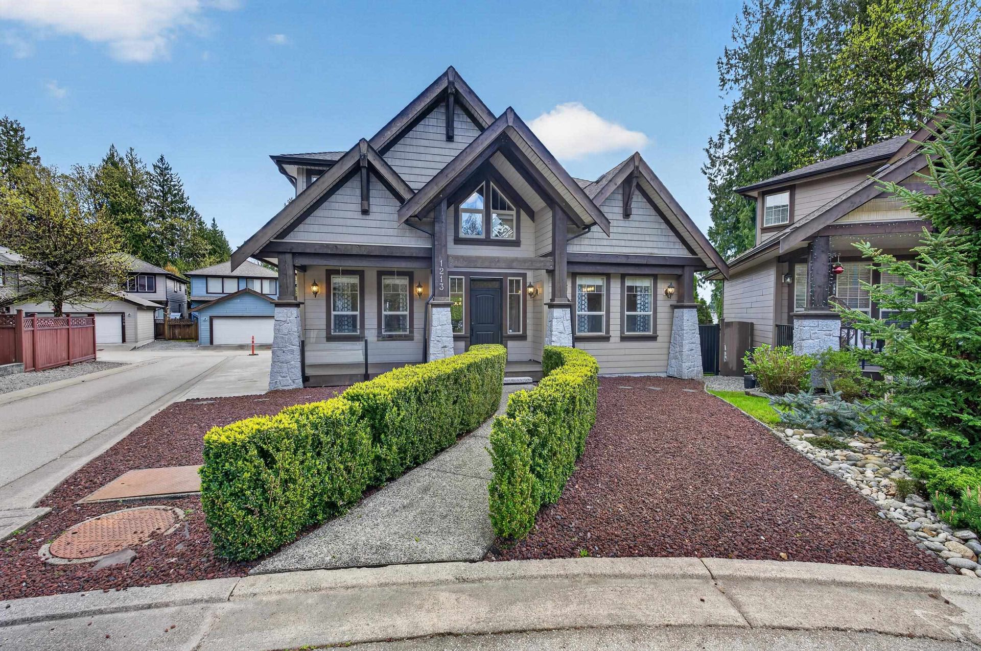 1213 Burkemont Place, Burke Mountain, Coquitlam 