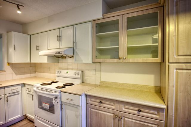 8220-bennett-road-brighouse-south-richmond-10 at 6 - 8220 Bennett Road, Brighouse South, Richmond 8220-bennett-road-brighouse-south-richmond-10 at 6 - 8220 Bennett Road, Brighouse South, Richmond