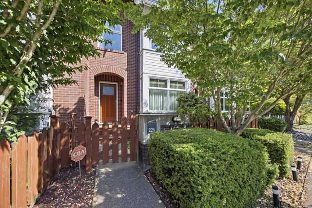 225-salter-street-queensborough-new-westminster-01 at 225 Salter Street, Queensborough, New Westminster