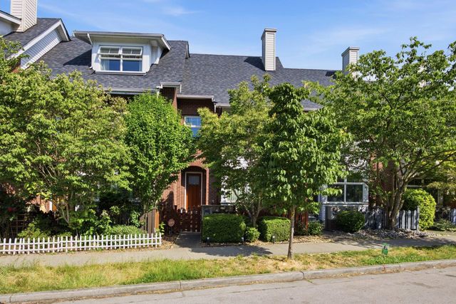 225-salter-street-queensborough-new-westminster-02 at 225 Salter Street, Queensborough, New Westminster