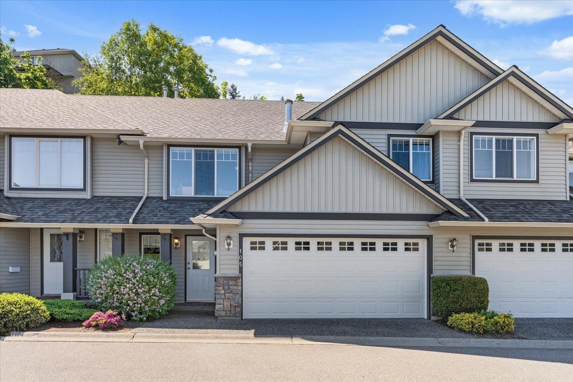 105 - 46360 Valleyview Road, East Chilliwack, Sardis photo number 1