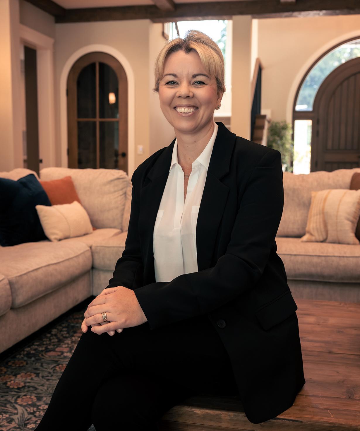 Lori Nicol