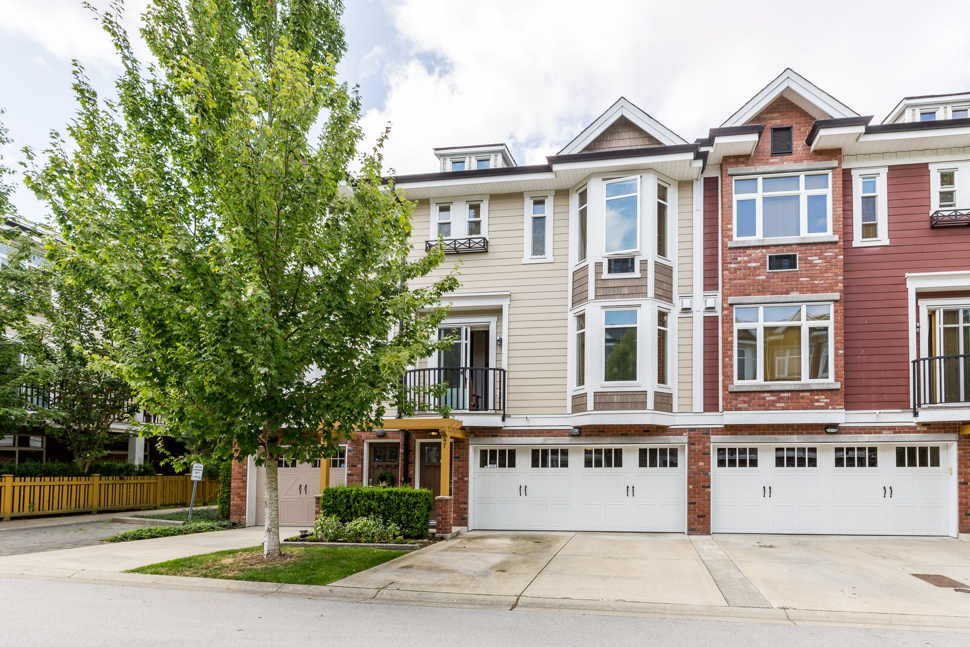 4 - 20738 84 Avenue, Willoughby Heights, Langley photo number 1 4 - 20738 84 Avenue, Willoughby Heights, Langley photo number 1