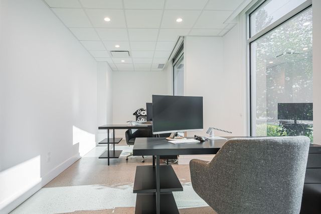 3038-croydon-drive-0-0-11 at 102 - 3038 Croydon Drive, Grandview Surrey, South Surrey White Rock