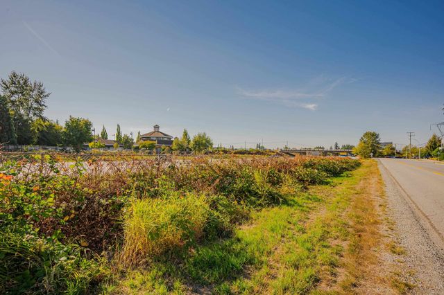 3038-croydon-drive-0-0-29 at 102 - 3038 Croydon Drive, Grandview Surrey, South Surrey White Rock 3038-croydon-drive-0-0-29 at 102 - 3038 Croydon Drive, Grandview Surrey, South Surrey White Rock