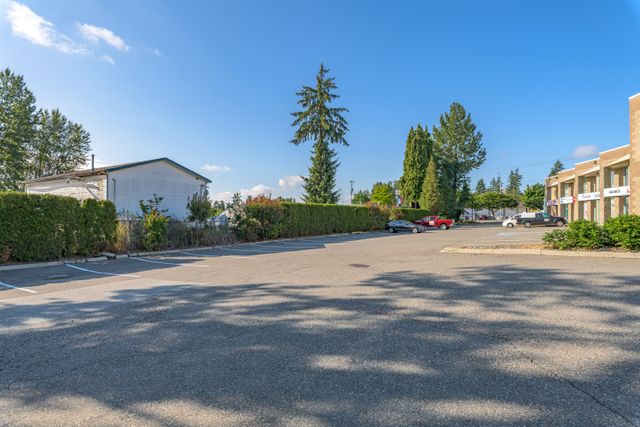 16055-fraser-hwy-5 at 206 - 16055 Fraser Highway, Fleetwood Tynehead, Surrey 16055-fraser-hwy-5 at 206 - 16055 Fraser Highway, Fleetwood Tynehead, Surrey