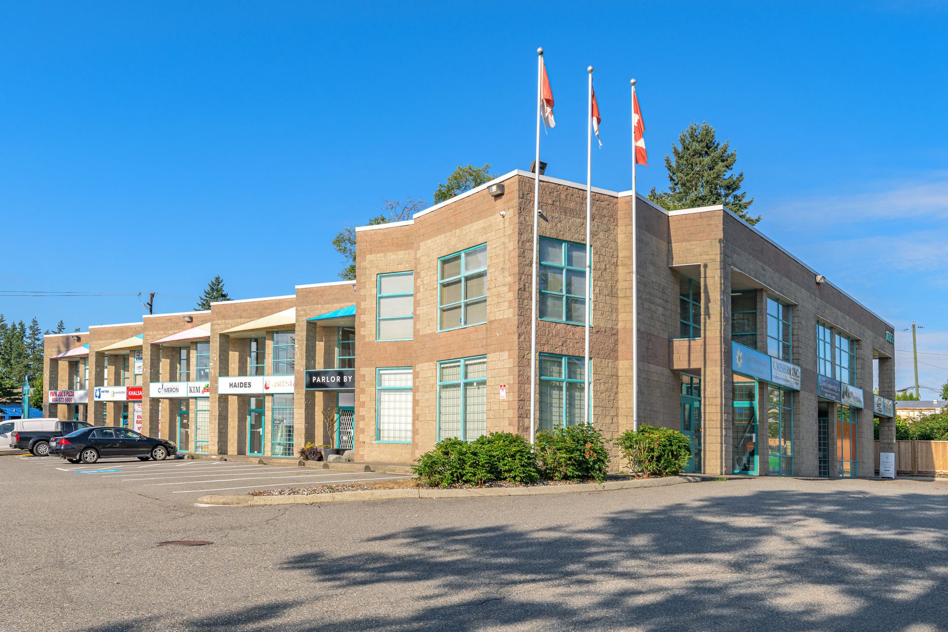 206 - 16055 Fraser Highway, Fleetwood Tynehead, Surrey photo number 1 206 - 16055 Fraser Highway, Fleetwood Tynehead, Surrey photo number 1