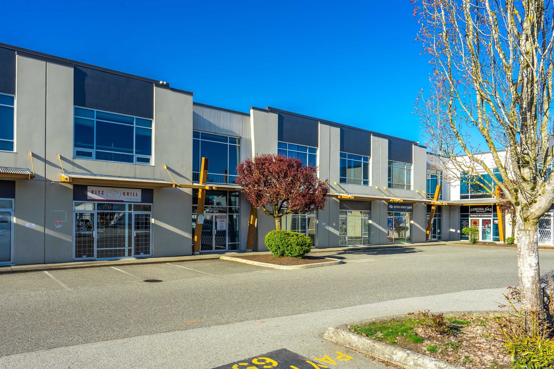 105 - 19289 Langley Bypass, Cloverdale BC, Cloverdale photo number 1 105 - 19289 Langley Bypass, Cloverdale BC, Cloverdale photo number 1