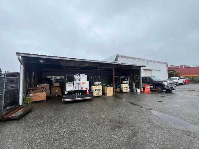 22652-fraser-highway-campbell-valley-langley-15 at 22652 Fraser Highway, Campbell Valley, Langley 22652-fraser-highway-campbell-valley-langley-15 at 22652 Fraser Highway, Campbell Valley, Langley